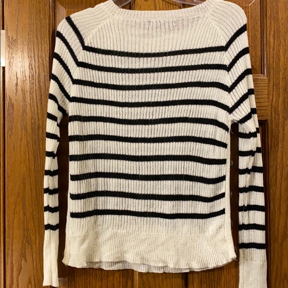Doe & Rae light sweater - Picture 7 of 7